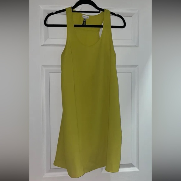 Dynamite flowy dress - Picture 2 of 3